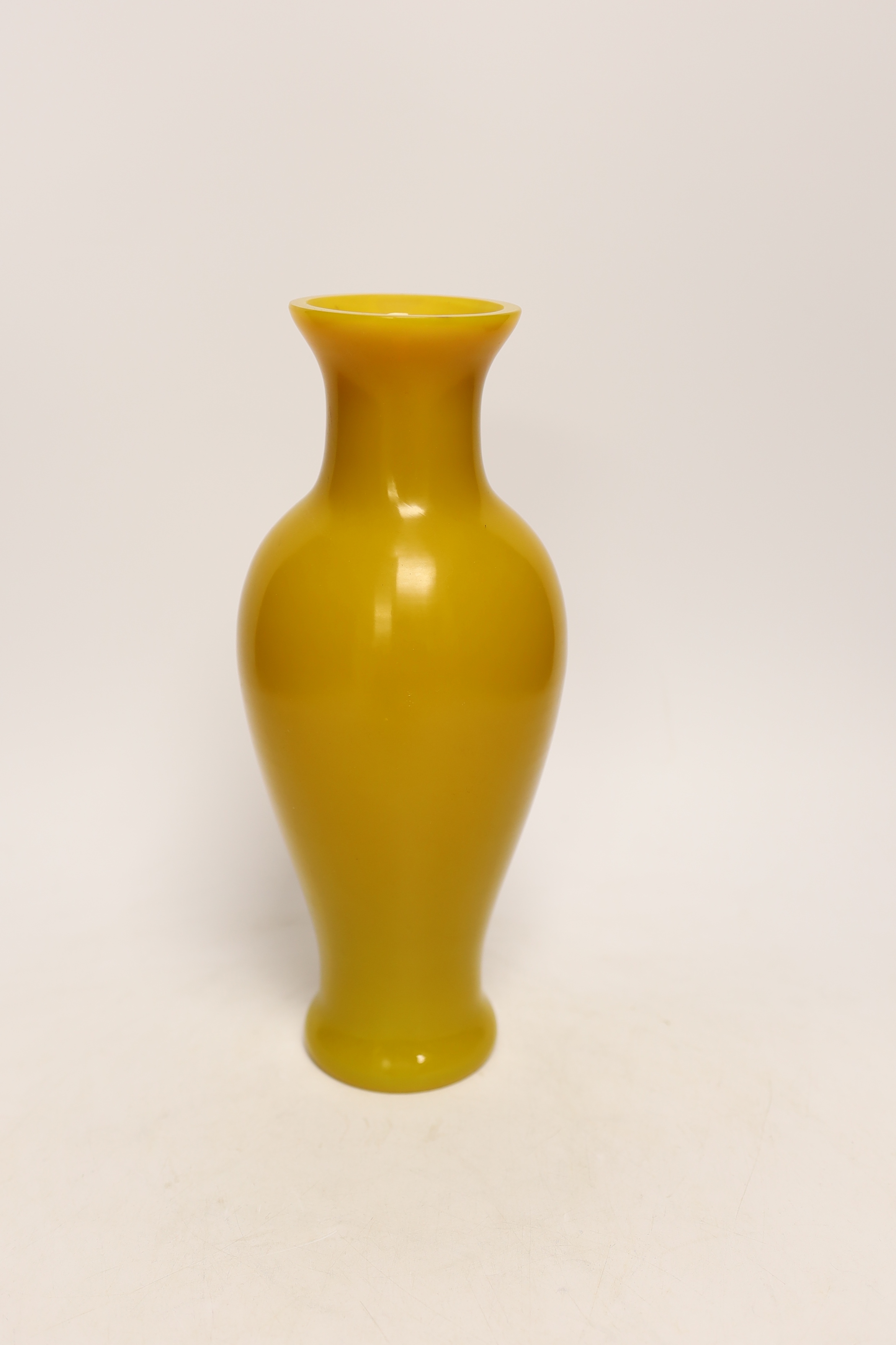 A Chinese Beijing glass vase, 27cm high